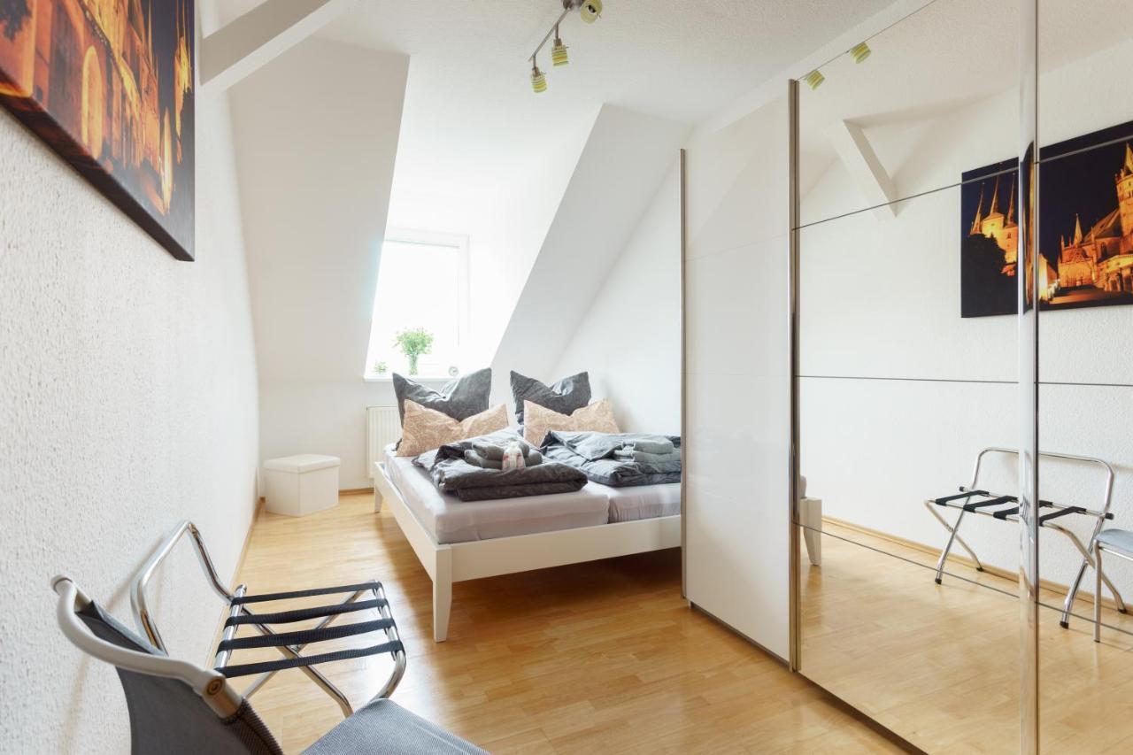 Wohnung Mit Blick Auf Die Zitadelle Petersberg - 3 Zimmer Ερφούρτη Εξωτερικό φωτογραφία